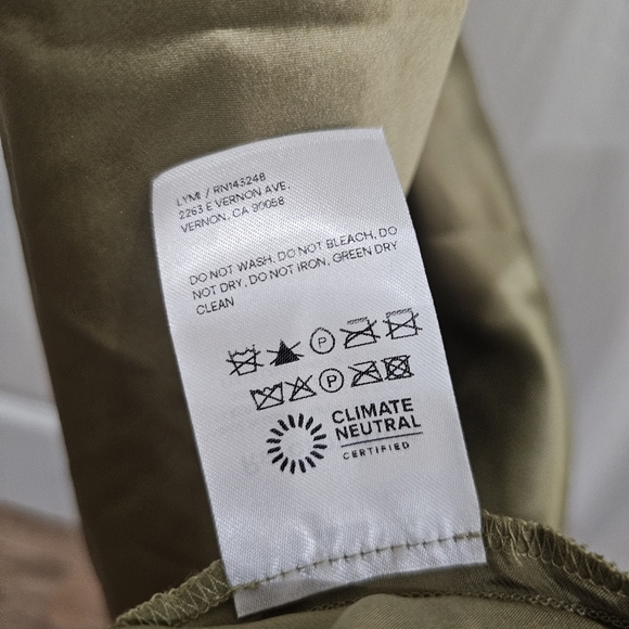 Reformation Jeany 100% Silk Dress in Olive Oil - Picture 8 of 9